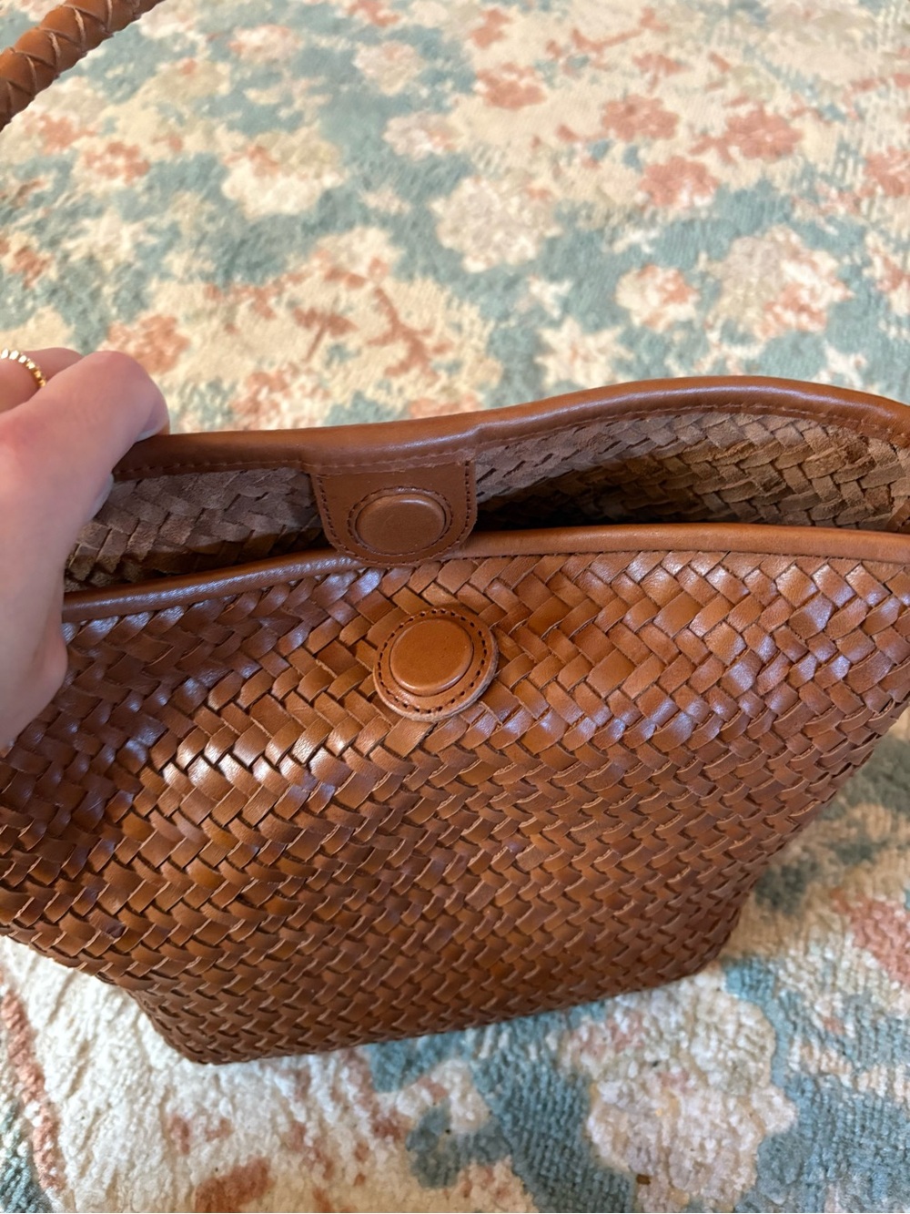 Madewell Signature Woven Leather Shoulder Bag - Picture 3 of 8